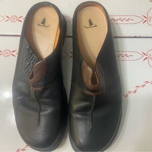 NWOT Murtosa Black w/Brown Trim Leather Mules/Clogs- EU 38/US 8